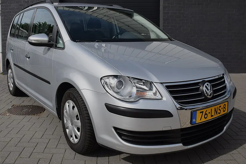 Volkswagen Touran (2010)