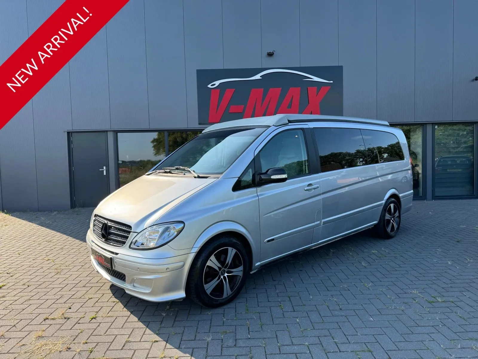 Mercedes-Benz Viano (2005) — foto 1