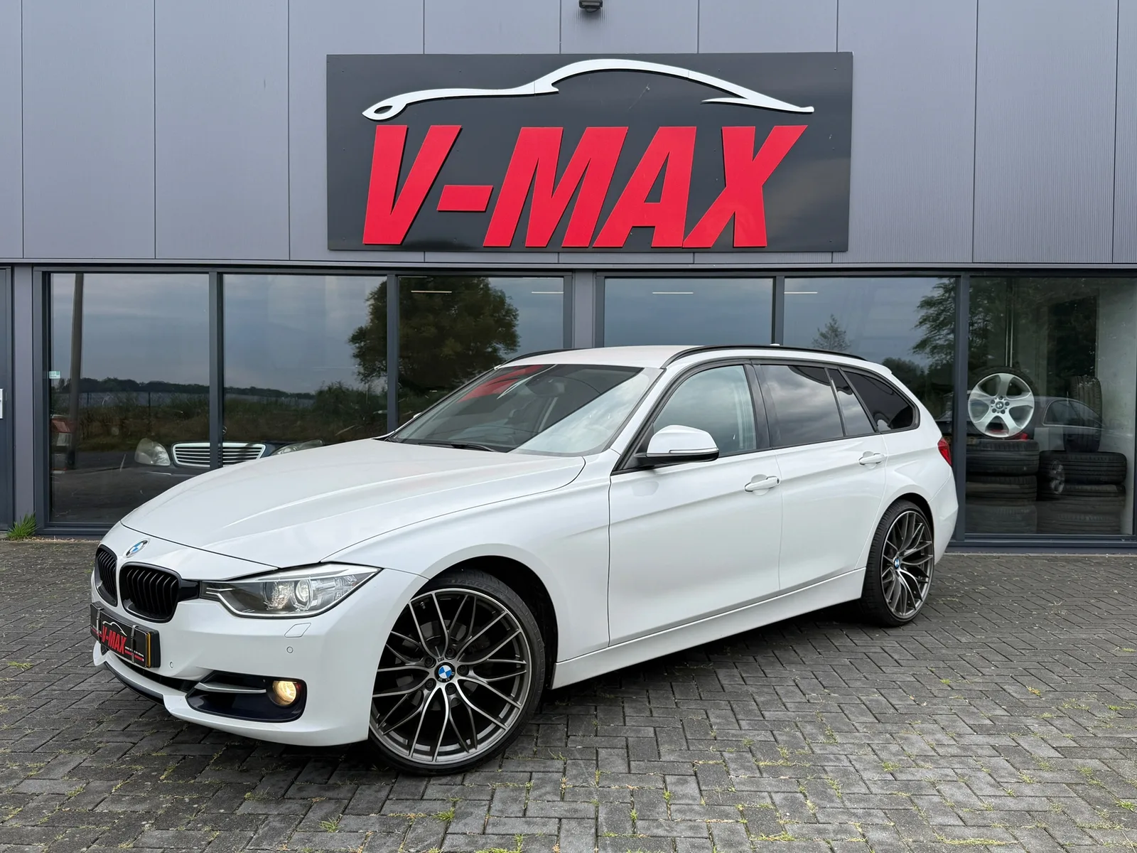 BMW 3-Serie (2013) — foto 1