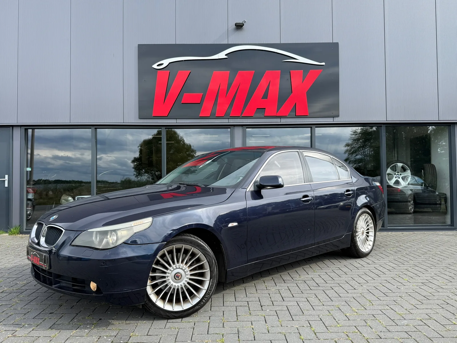 BMW 5-Serie (2003) — foto 1