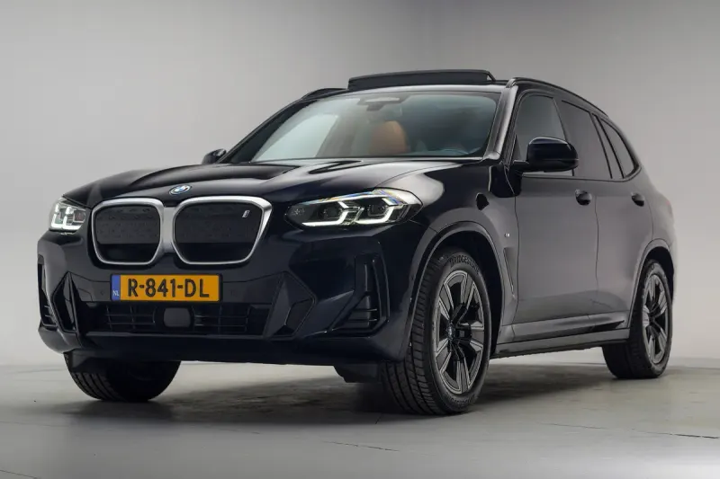 BMW iX3 (2022)