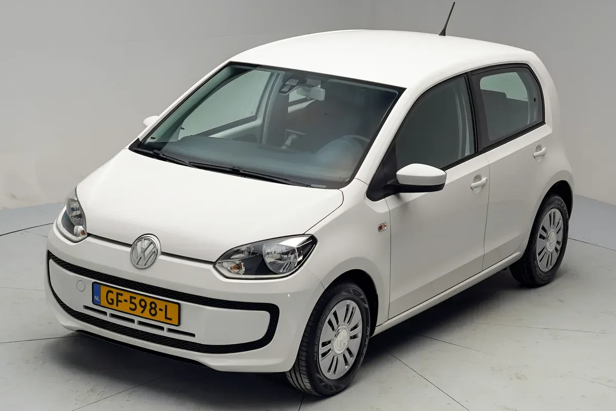 Volkswagen Up! (2015) — foto 1