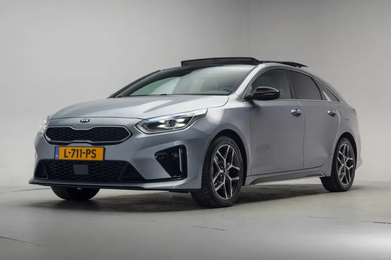 Kia ProCeed (2021)