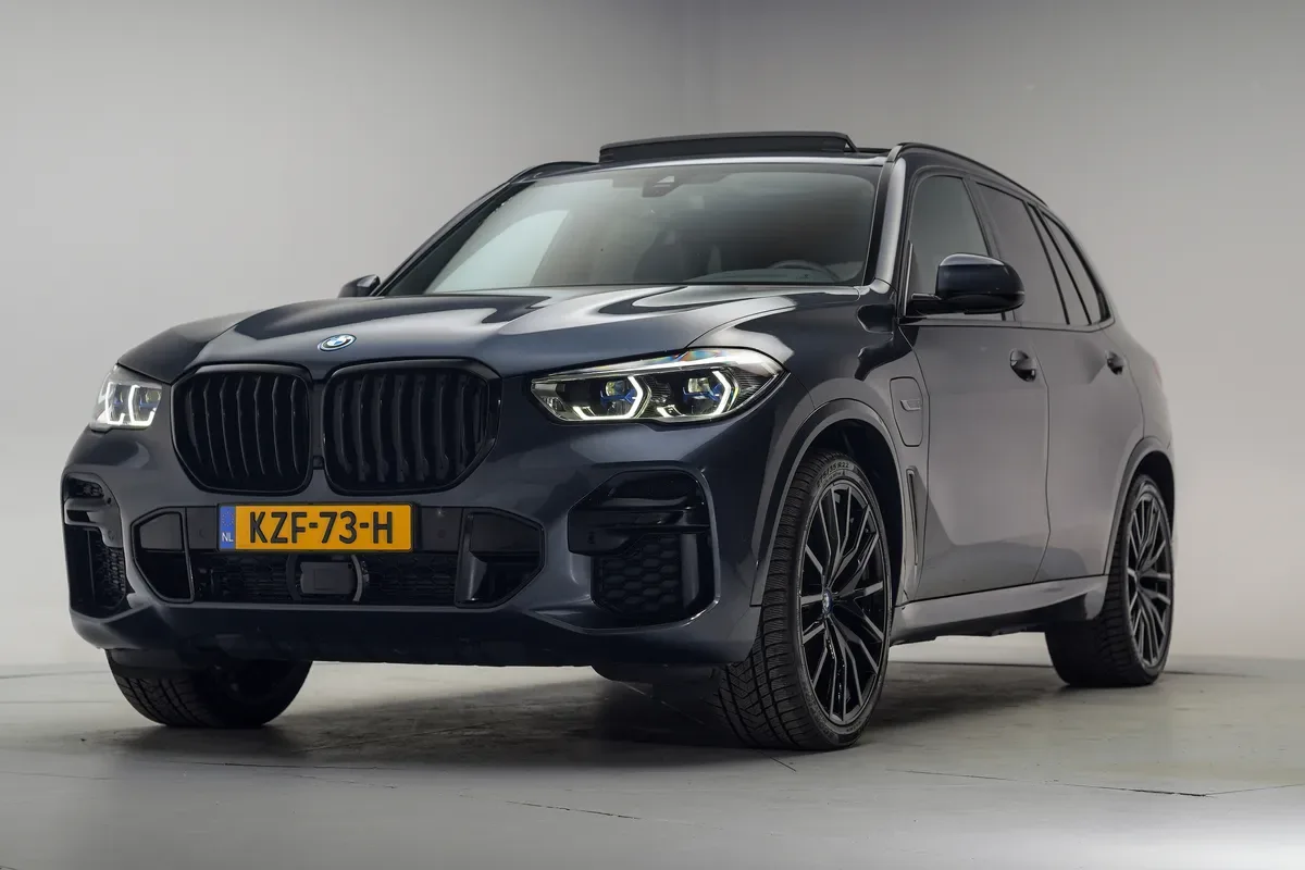 BMW X5 (2022) — foto 1