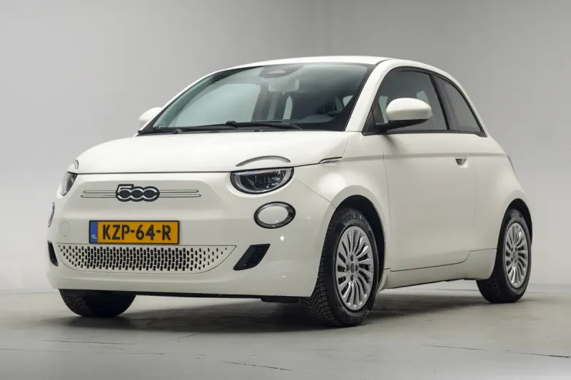 Fiat 500e (2023)
