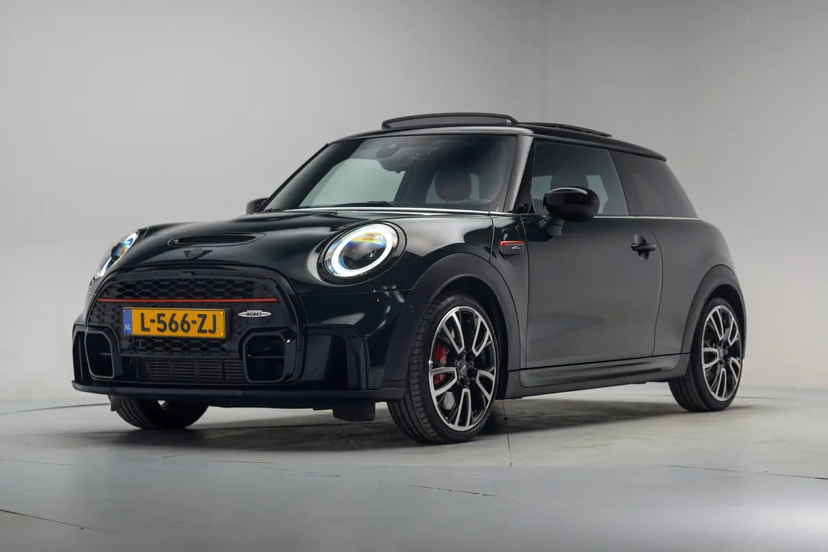MINI John Cooper Works (2021) — foto 1