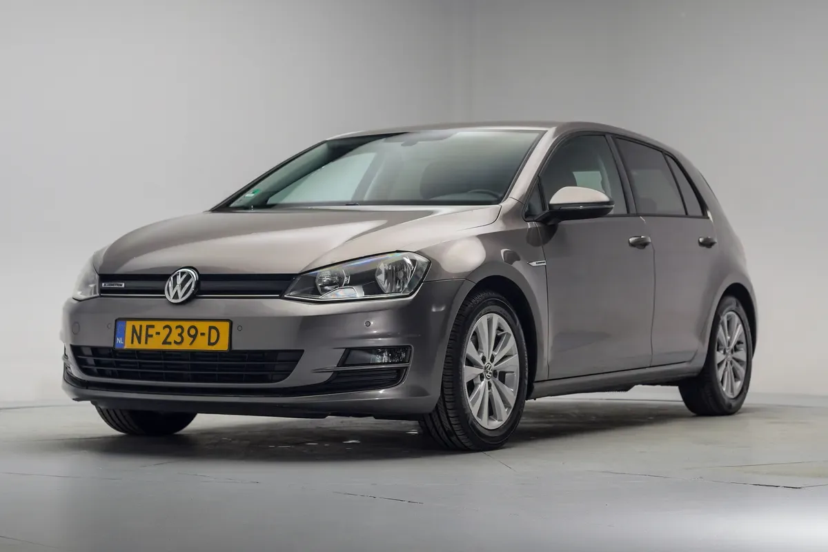 Volkswagen Golf (2017) — foto 1