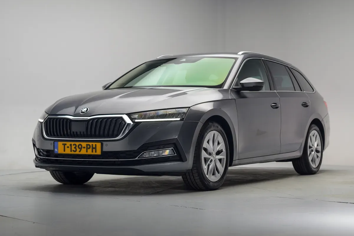Škoda Octavia (2023) — foto 1