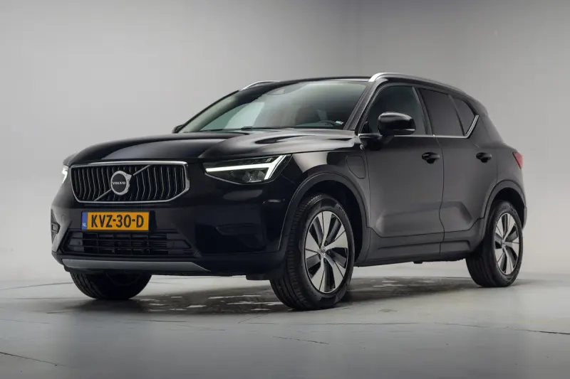 Volvo XC40 (2022)