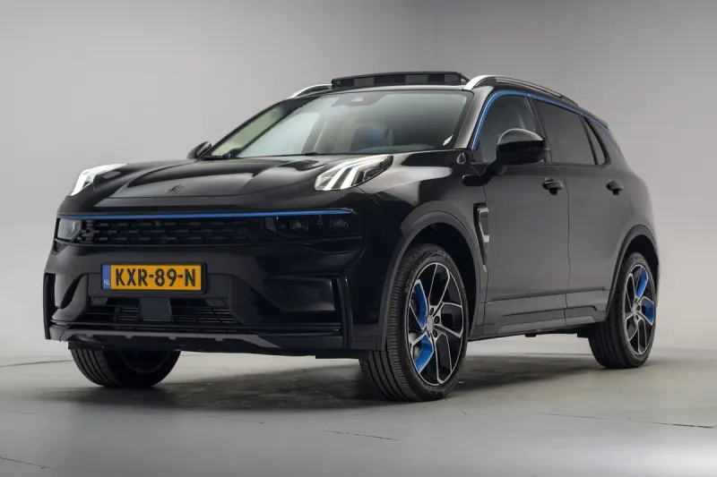 Lynk & Co 01 (2022)