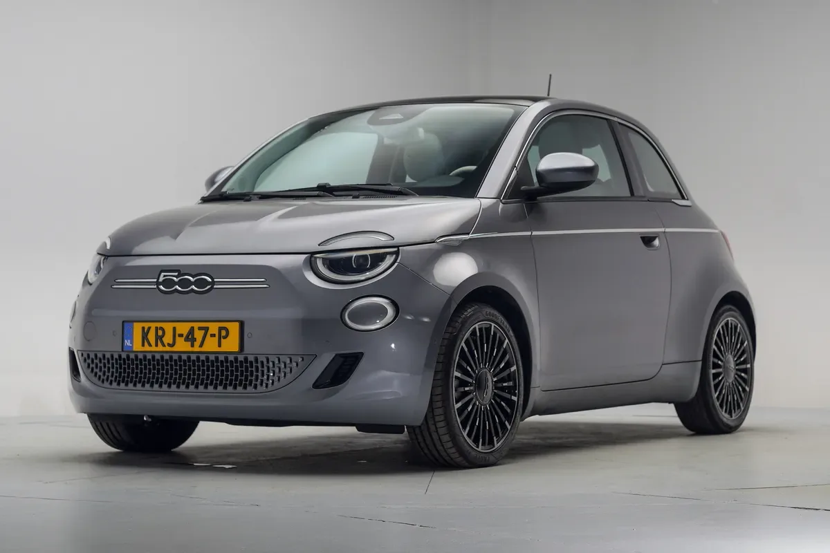 Fiat 500e (2021) — foto 1