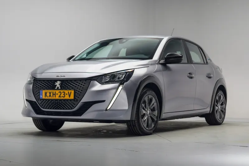 Peugeot e-208 (2022)