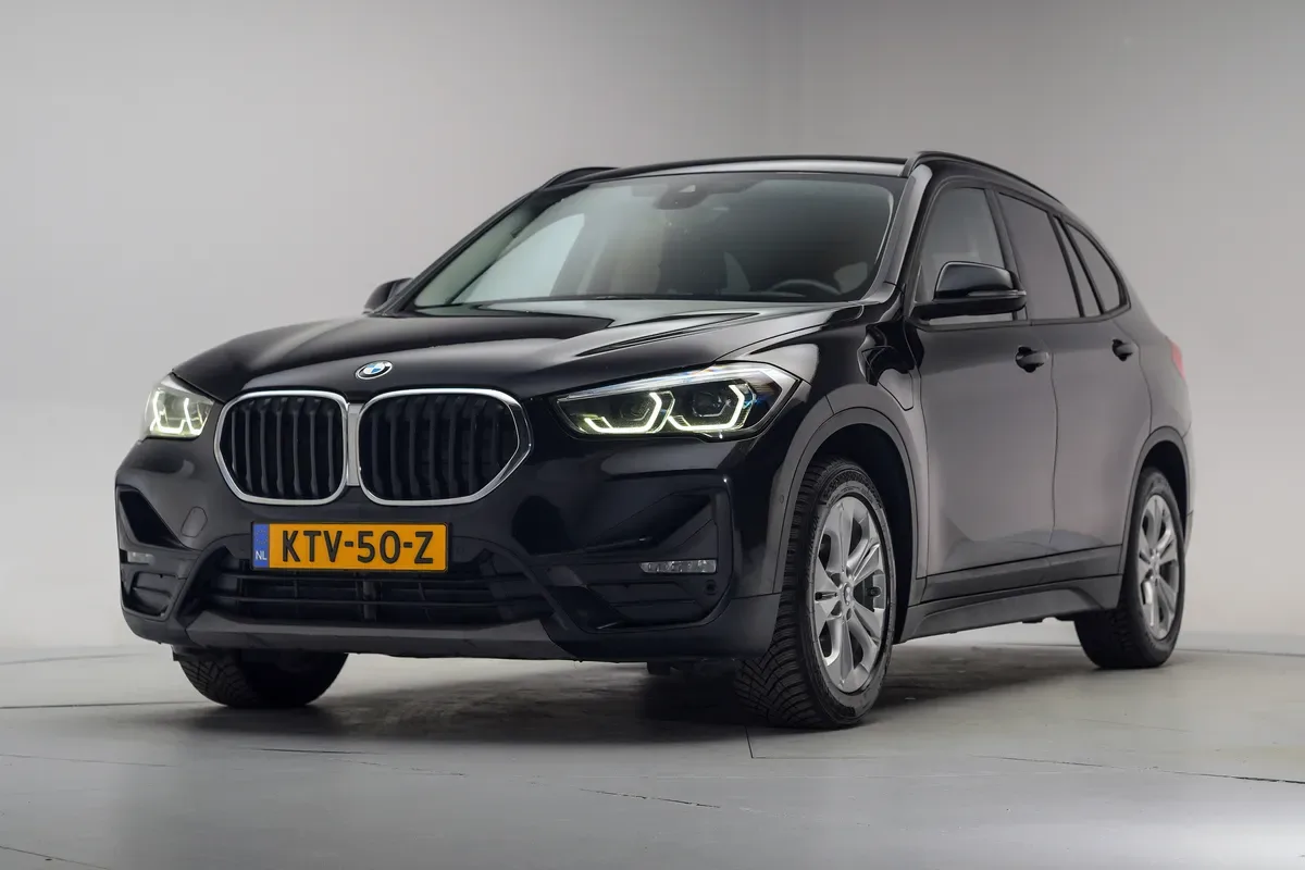 BMW X1 (2021) — foto 1