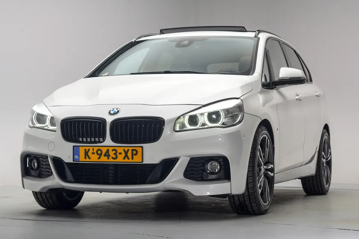 BMW 2-Serie (2017) — foto 1