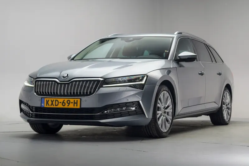 Škoda Superb (2021)