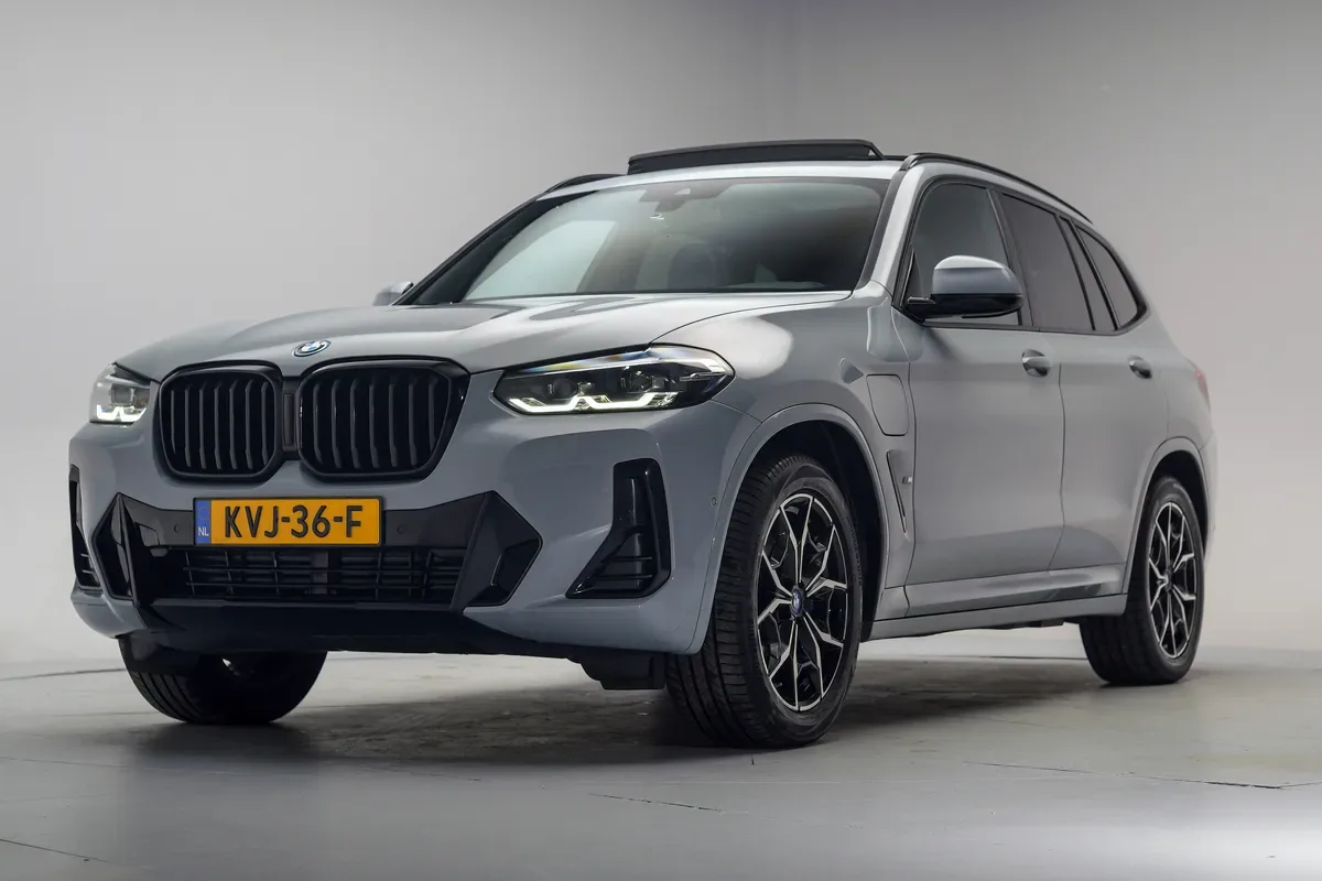BMW X3 (2023) — foto 1