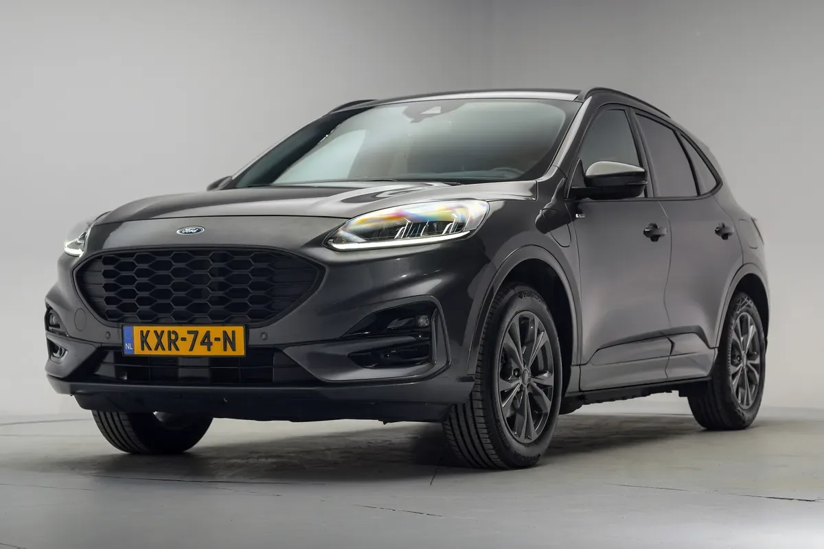 Ford Kuga (2023) — foto 1