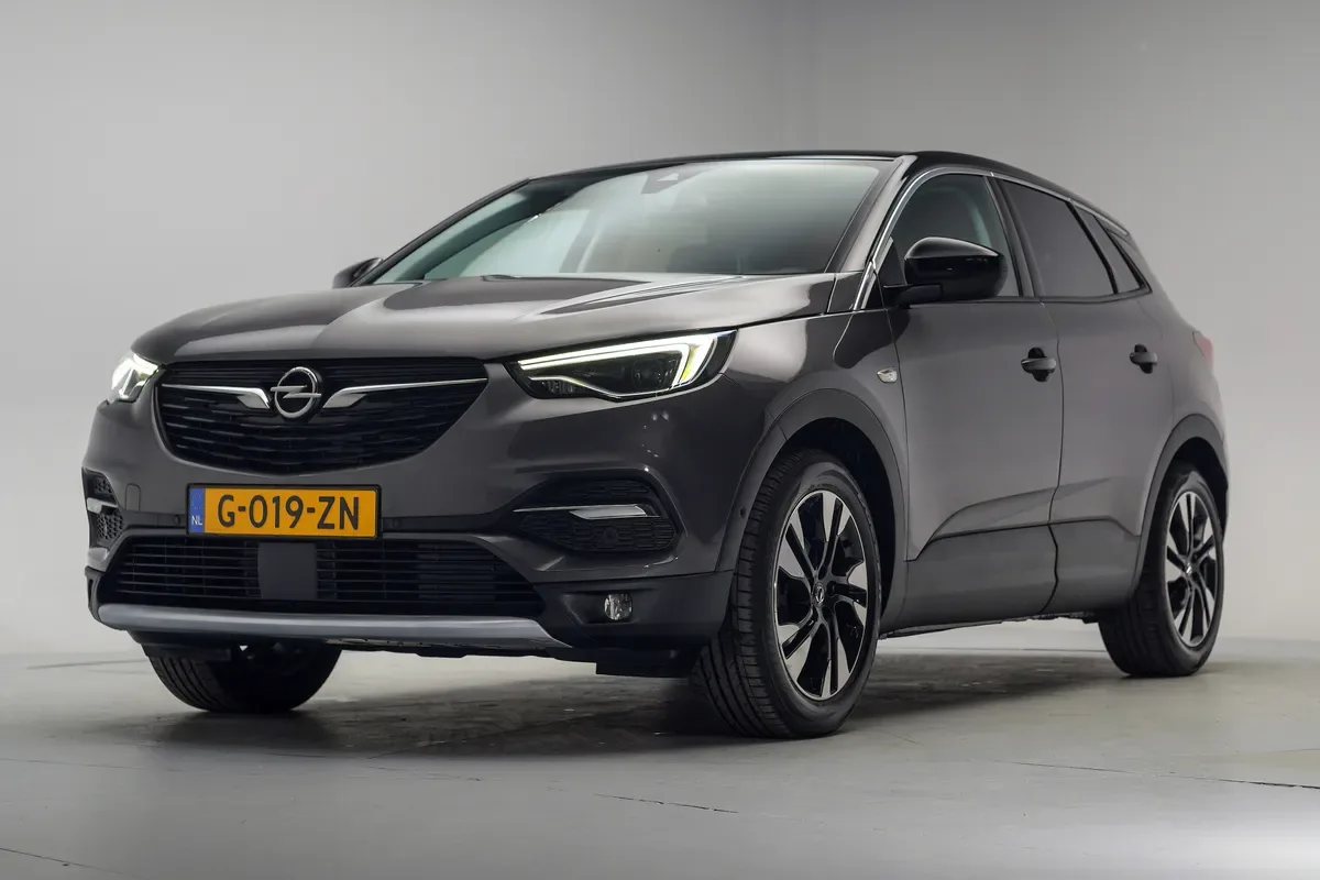 Opel Grandland (2020) — foto 1