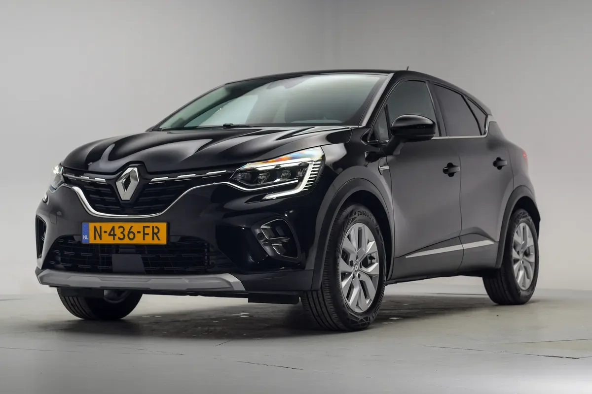 Renault Captur (2021) — foto 1