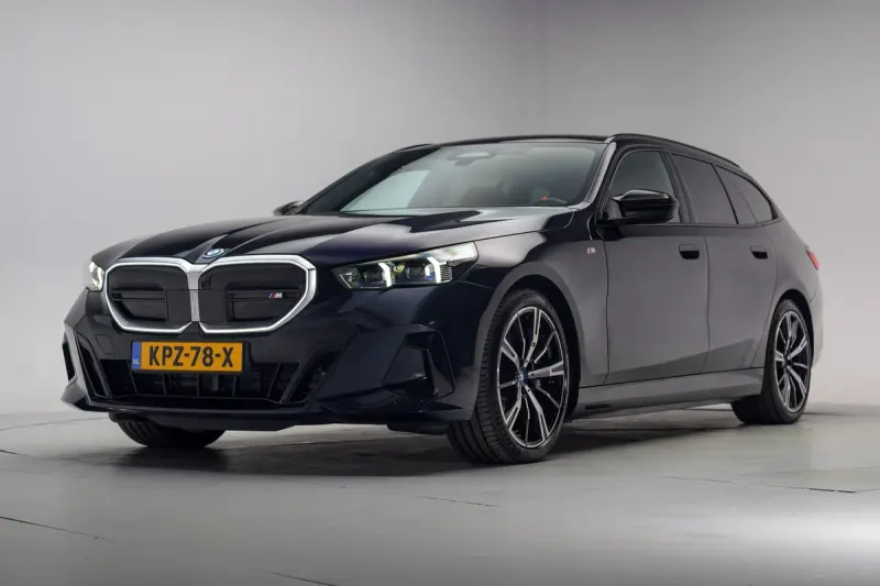 BMW i5 (2024)