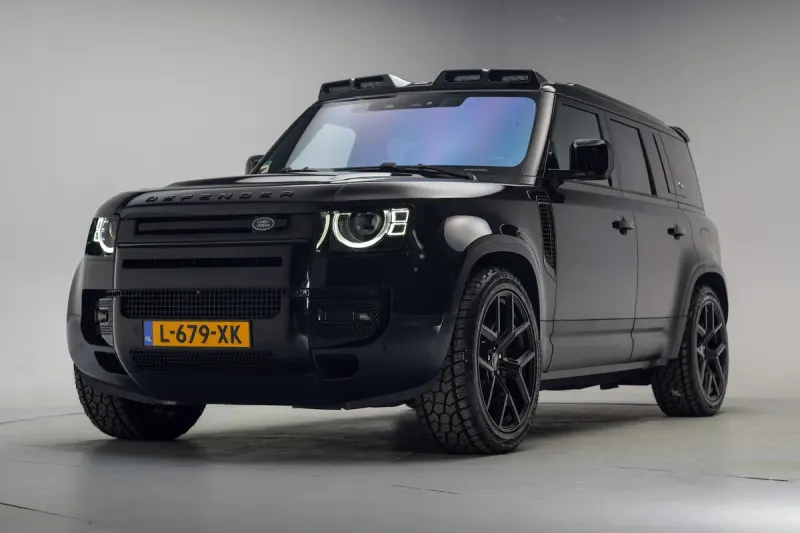 Land Rover Defender (2021)