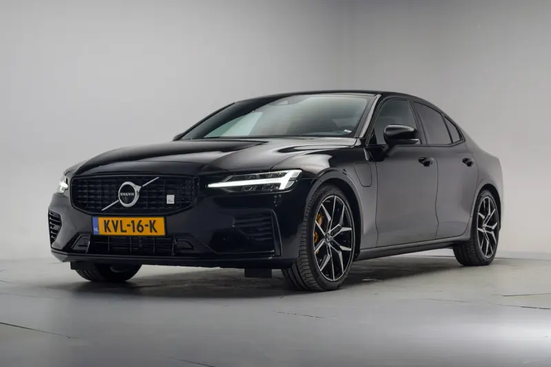 Volvo S60 (2022)