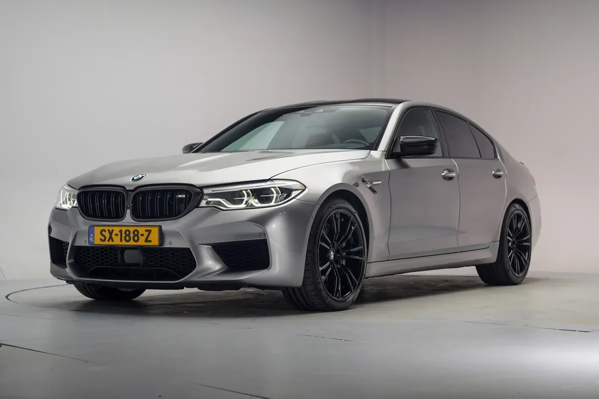 BMW M5 (2017) — foto 1