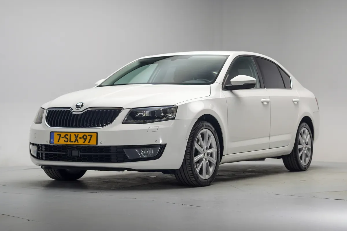 Škoda Octavia (2013) — foto 1