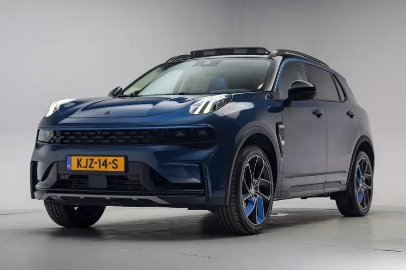 Lynk & Co 01 (2022)