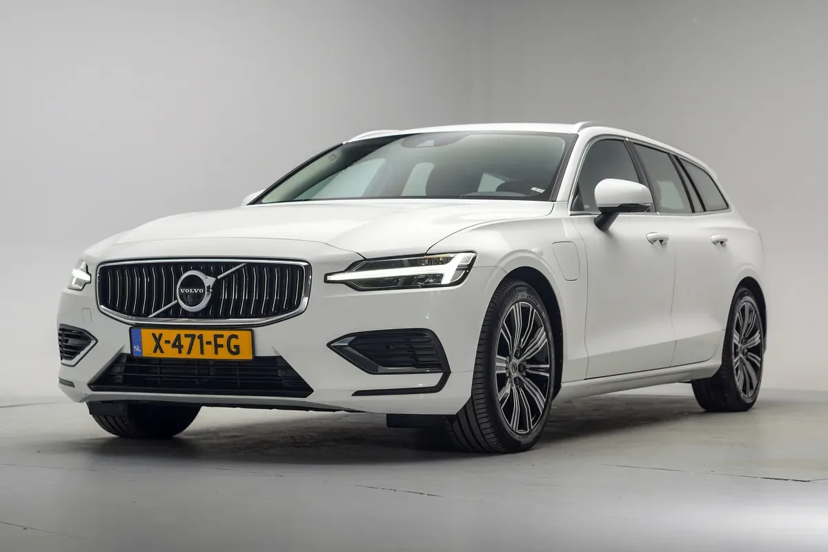 Volvo V60 (2021) — foto 1