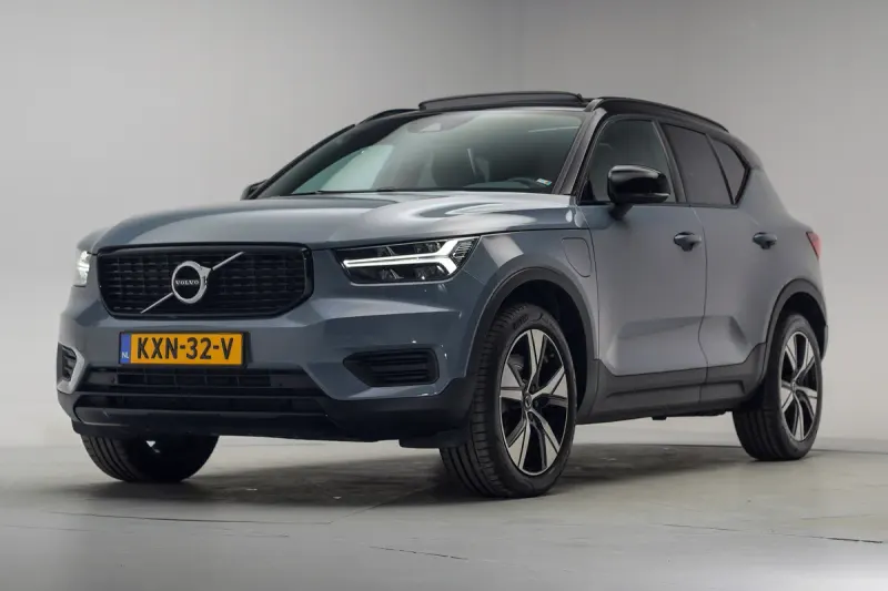 Volvo XC40 (2022)