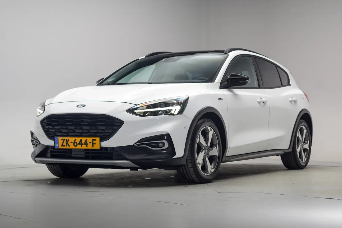 Ford Focus (2019) — foto 1