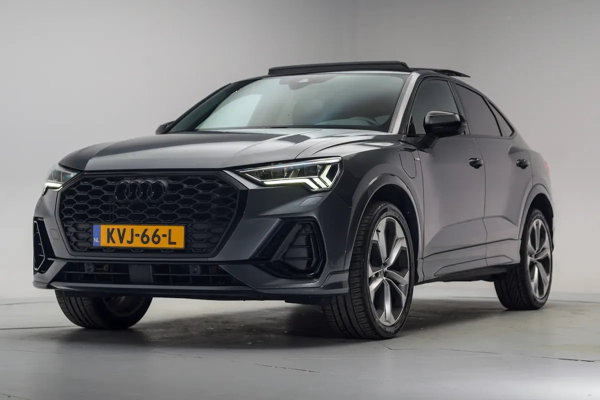 Audi Q3 (2022) — foto 1