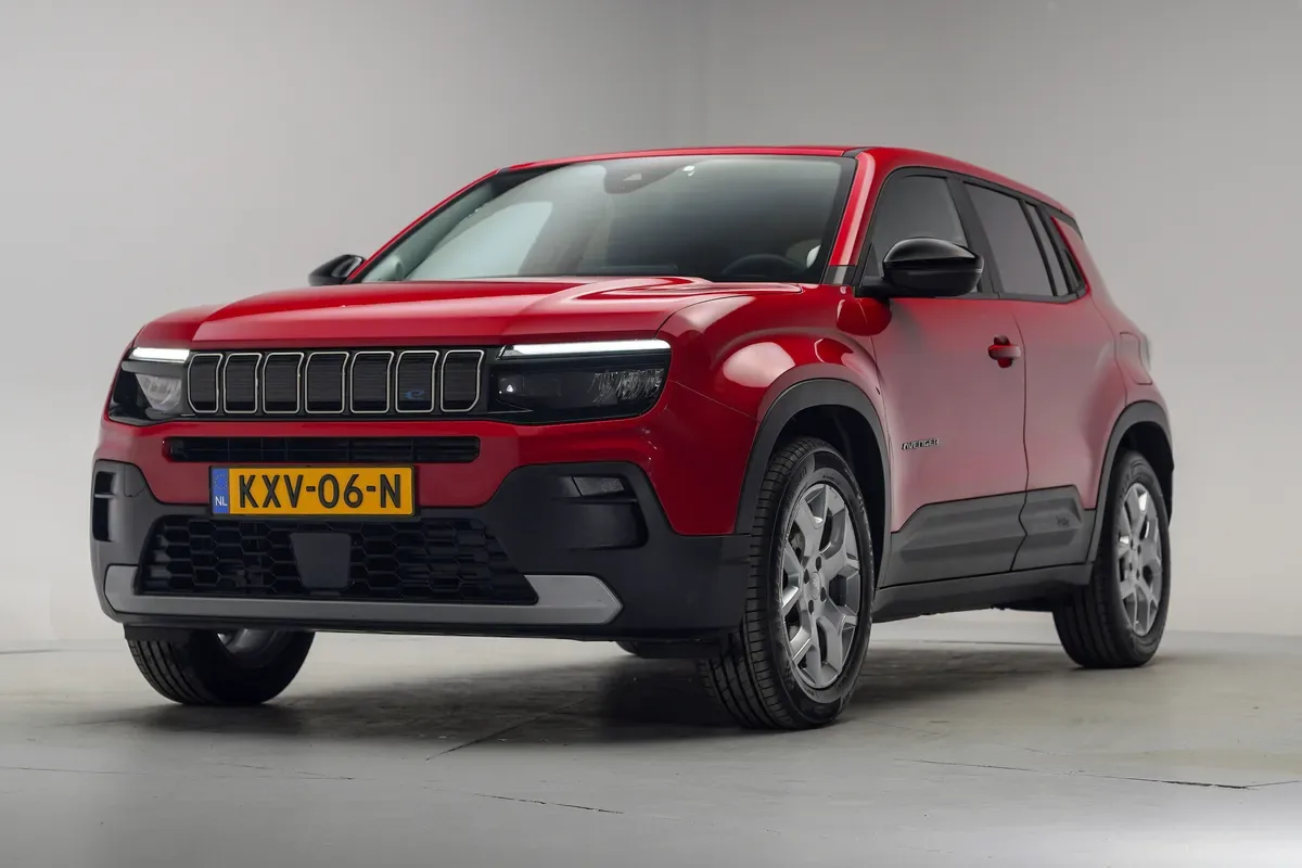 Jeep Avenger (2024) — foto 1