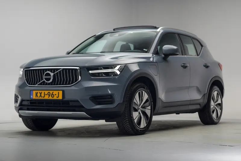 Volvo XC40 (2022)