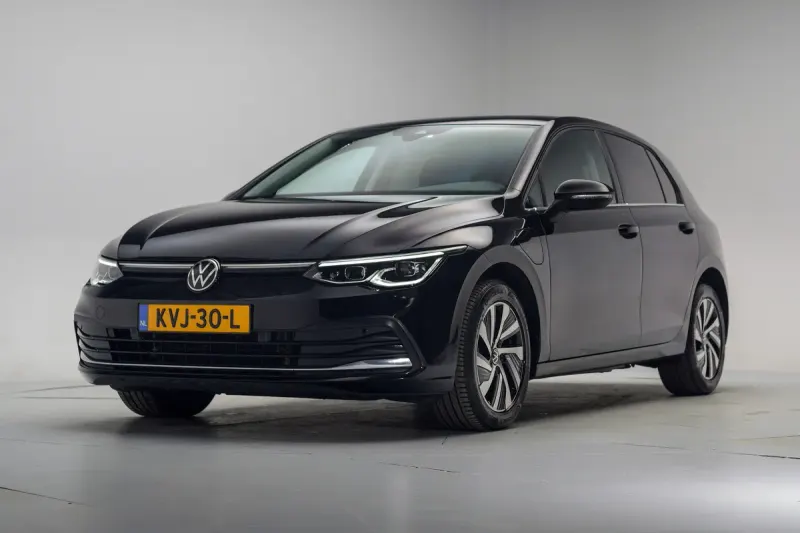 Volkswagen Golf (2024)