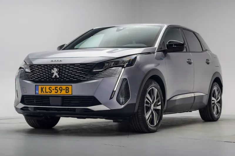 Peugeot 3008 (2023)
