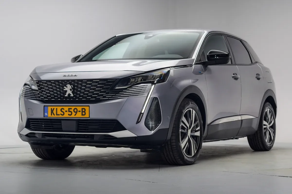 Peugeot 3008 (2023) — foto 1