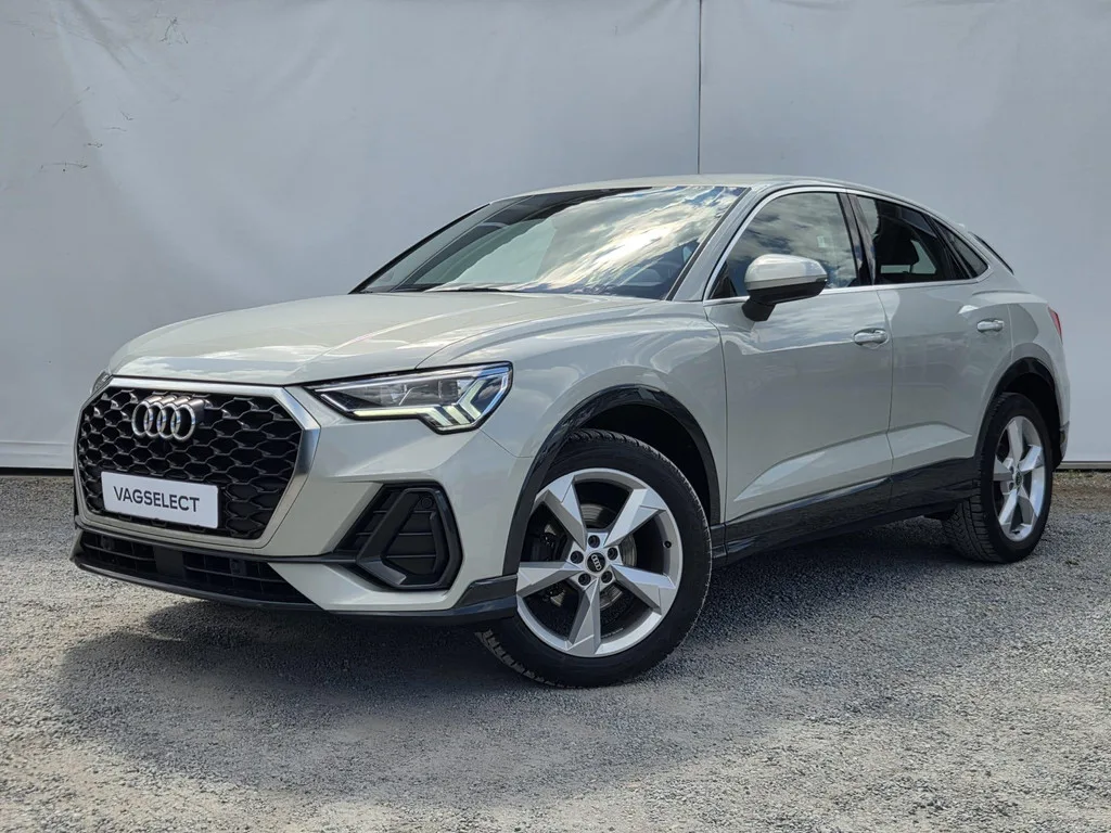 Audi Q3 Sportback (2023) — foto 1