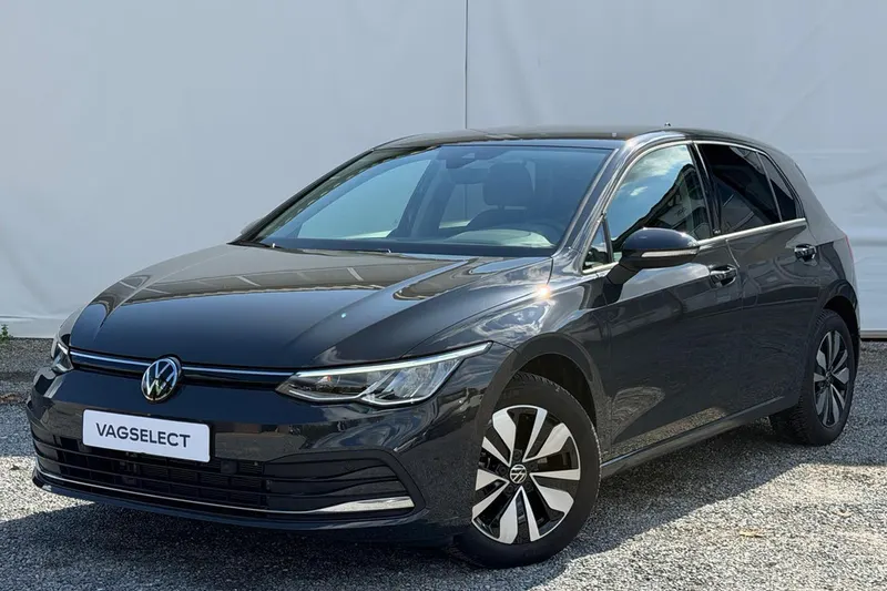 Volkswagen Golf (2024)