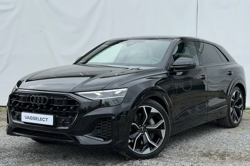 Audi Q8 (2024)