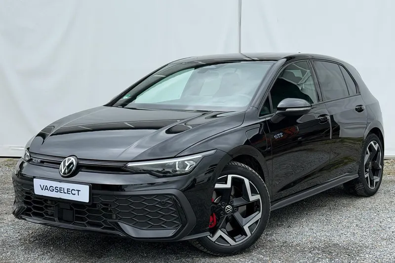 Volkswagen Golf (2025)