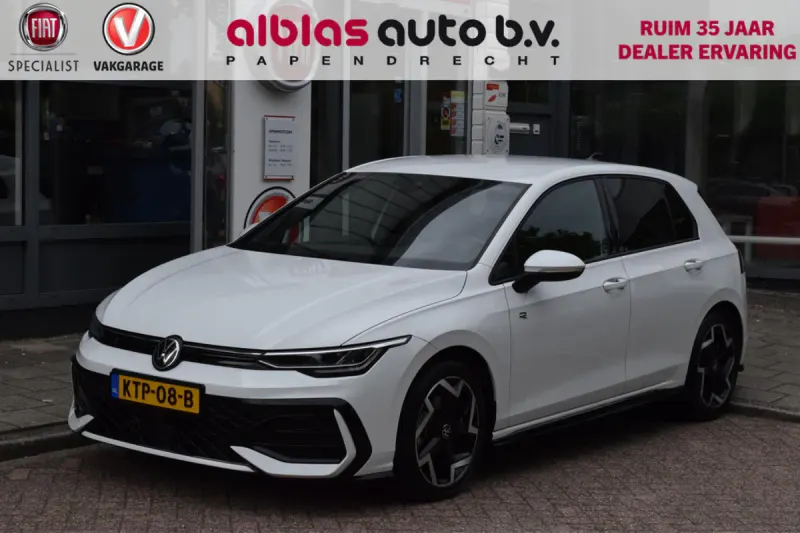 Volkswagen Golf (2025)