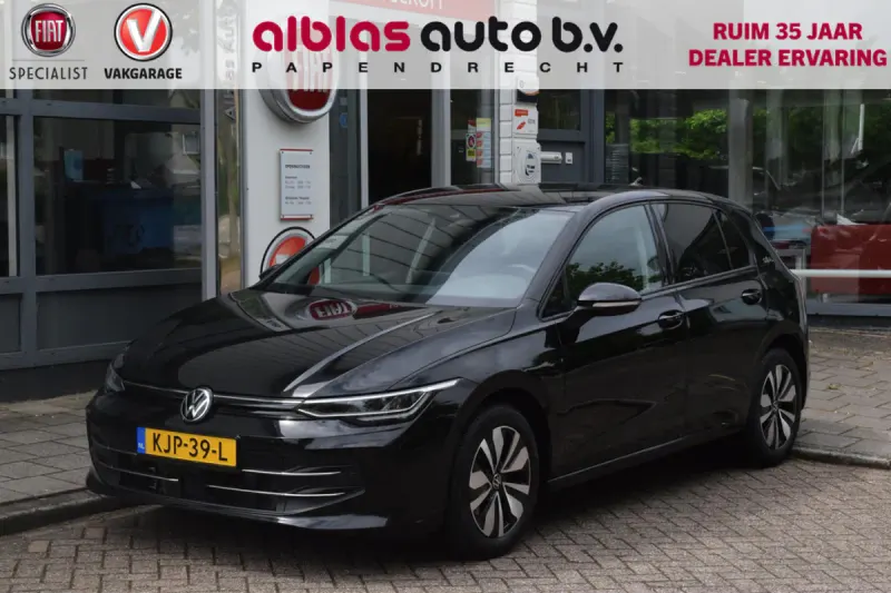 Volkswagen Golf (2025)
