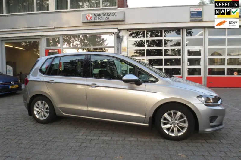 Volkswagen Golf Sportsvan (2015)