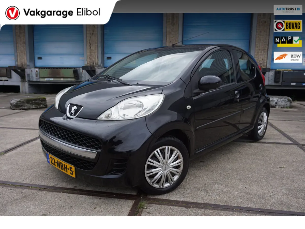 Peugeot 107 (2010) — foto 1