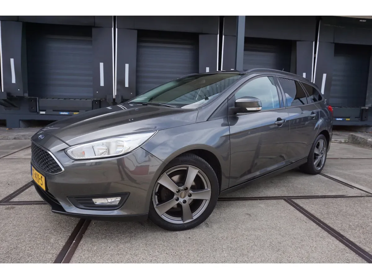 Ford Focus (2018) — foto 1