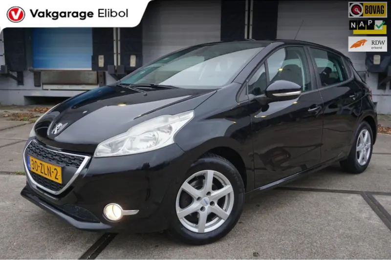 Peugeot 208 (2012)