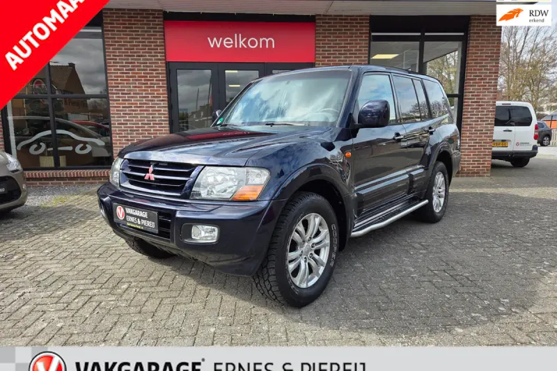 Mitsubishi Pajero (2002)