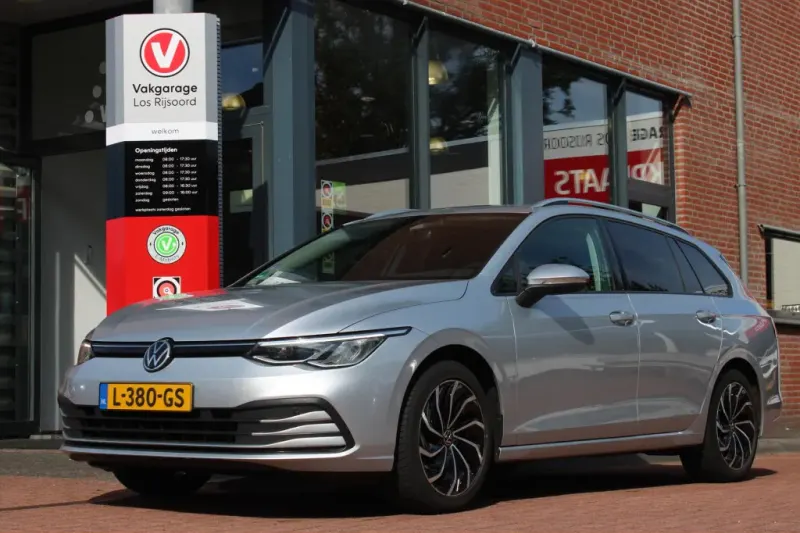 Volkswagen Golf (2021)